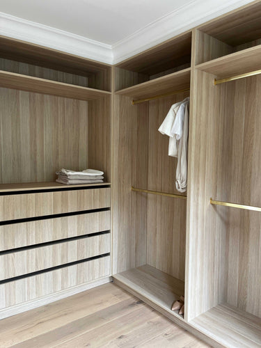Wardrobes and Walk in Robes – Arquette Interiors